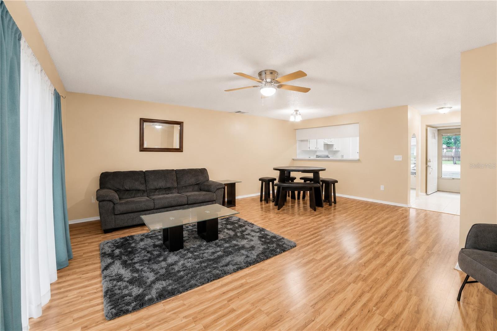 602 SAINT HENRY DR, BRANDON, FL — photo 2