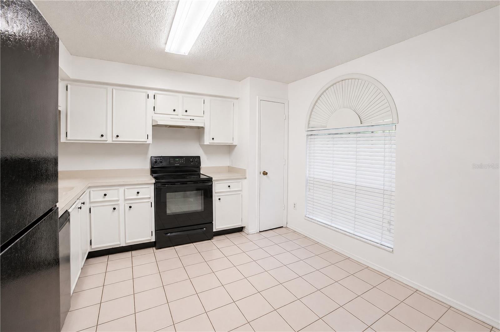 602 SAINT HENRY DR, BRANDON, FL — photo 5