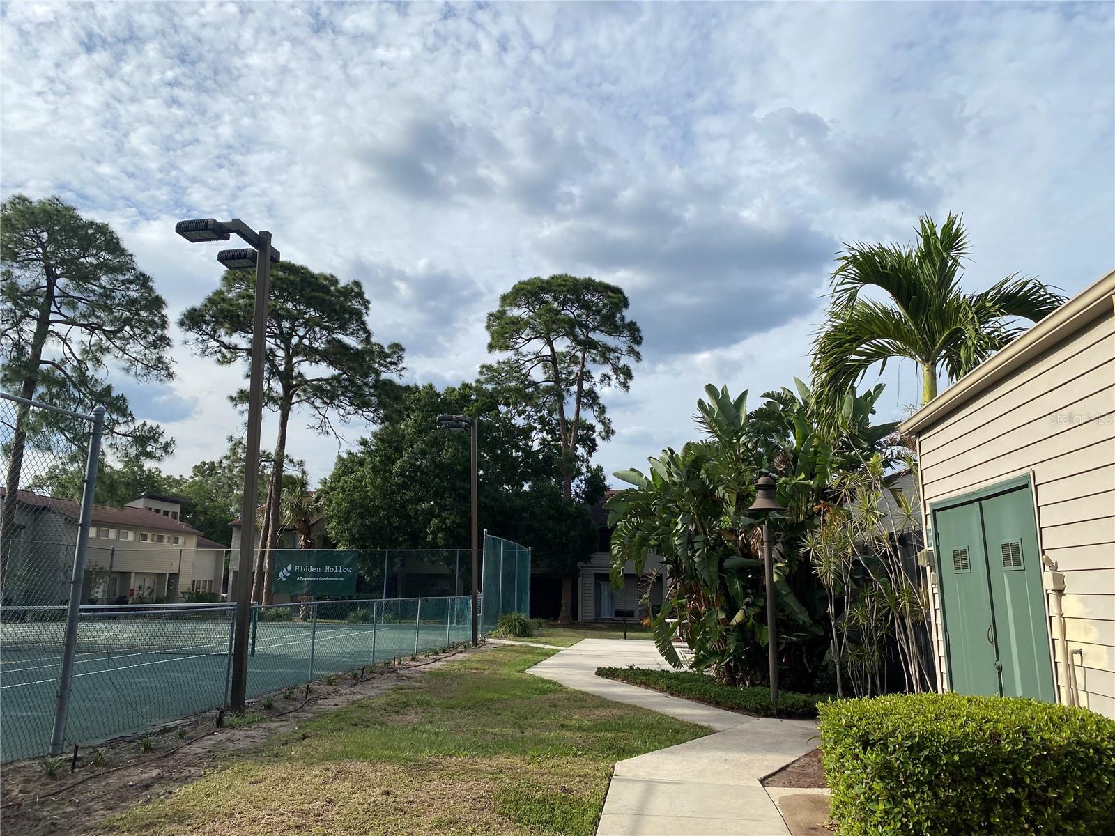 4394 SANDNER DR, SARASOTA, FL — photo 4