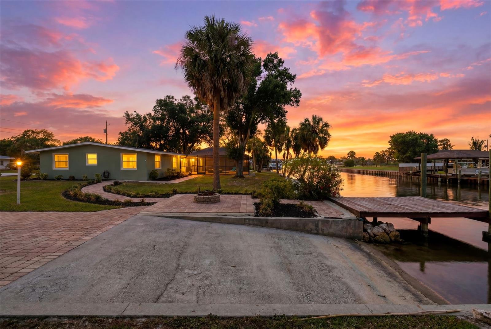 9910 PENINSULAR DR, GIBSONTON, FL — photo 4