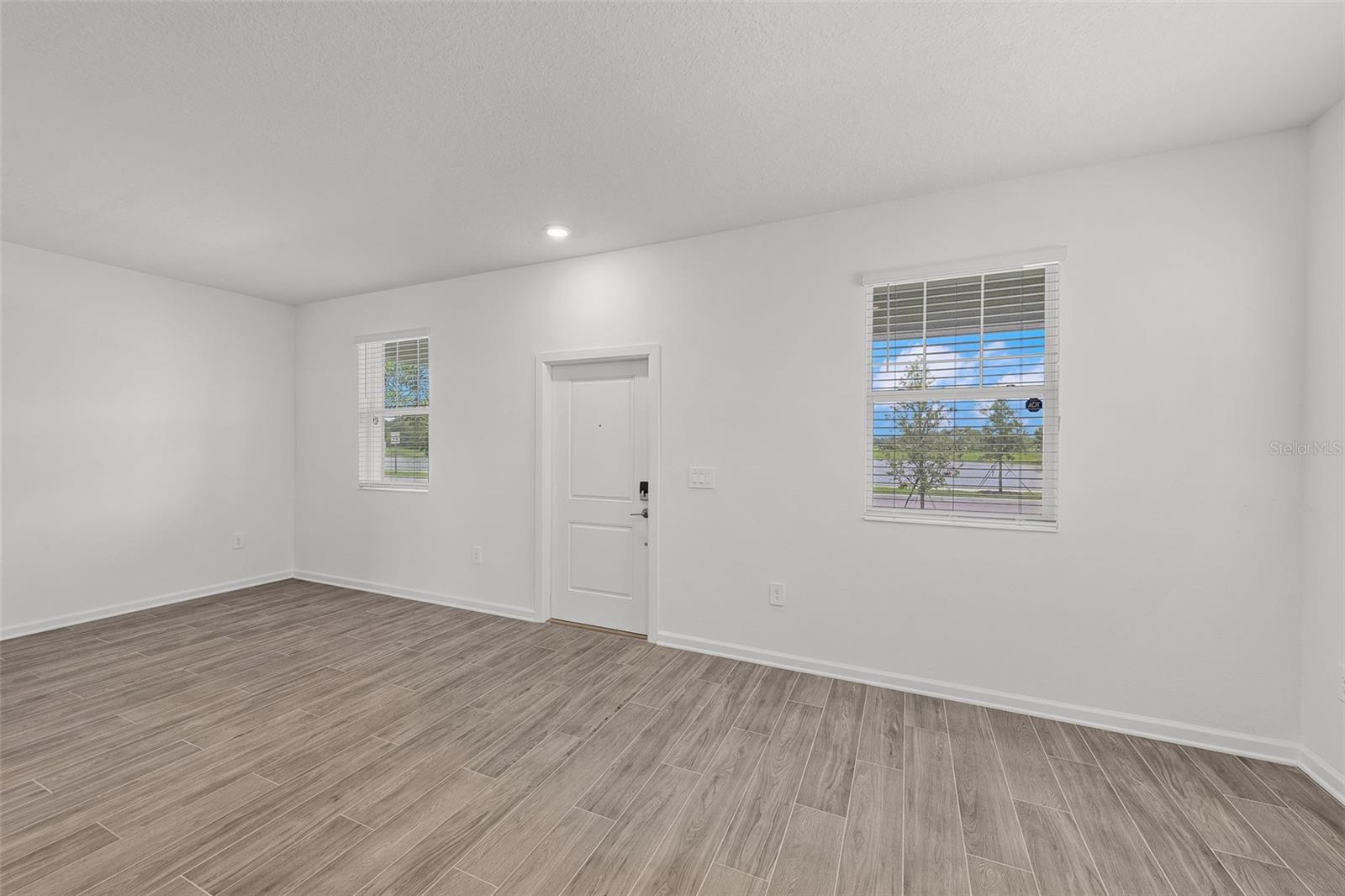 2563 RELAXING LN, KISSIMMEE, FL — photo 4