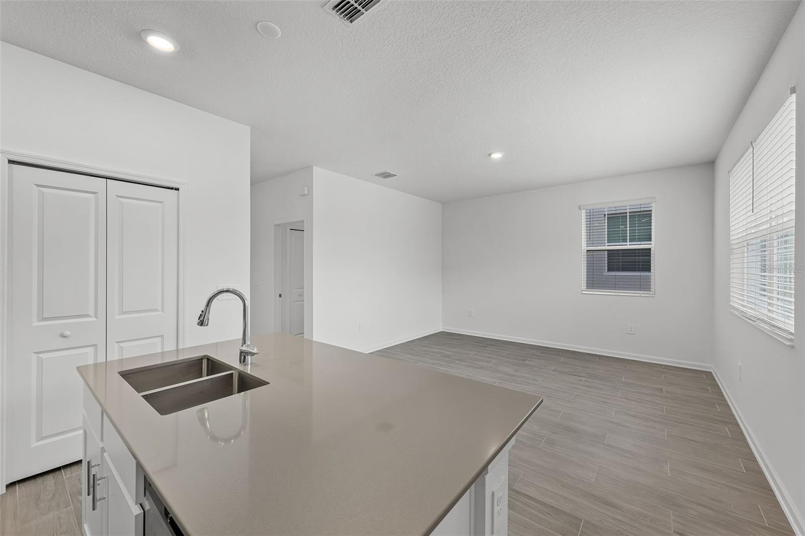 2563 RELAXING LN, KISSIMMEE, FL — photo 7
