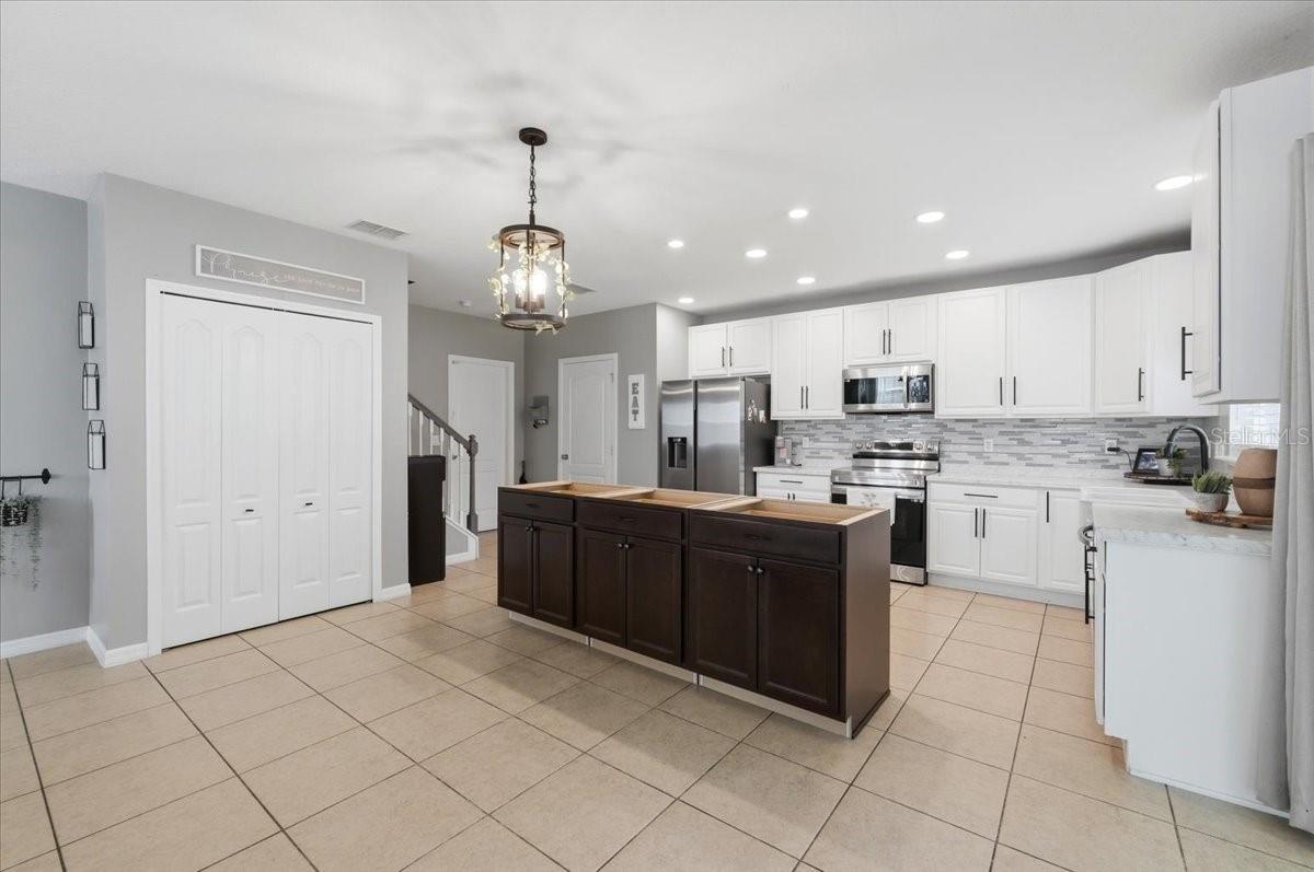 1018 ROBERTA RD, LAKE WALES, FL — photo 17