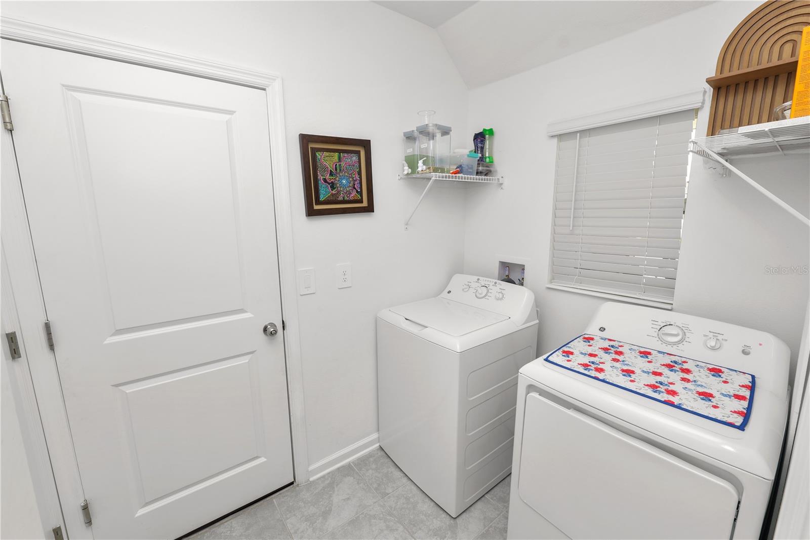 1740 WHITE WATER CT, DAVENPORT, FL — photo 16