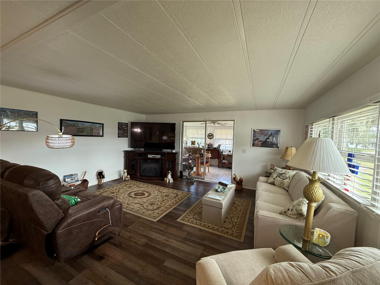 21 S BOBWHITE RD, WILDWOOD, FL — photo 11