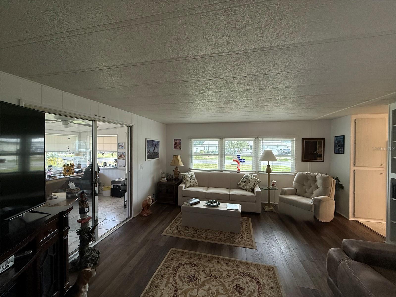 21 S BOBWHITE RD, WILDWOOD, FL — photo 12