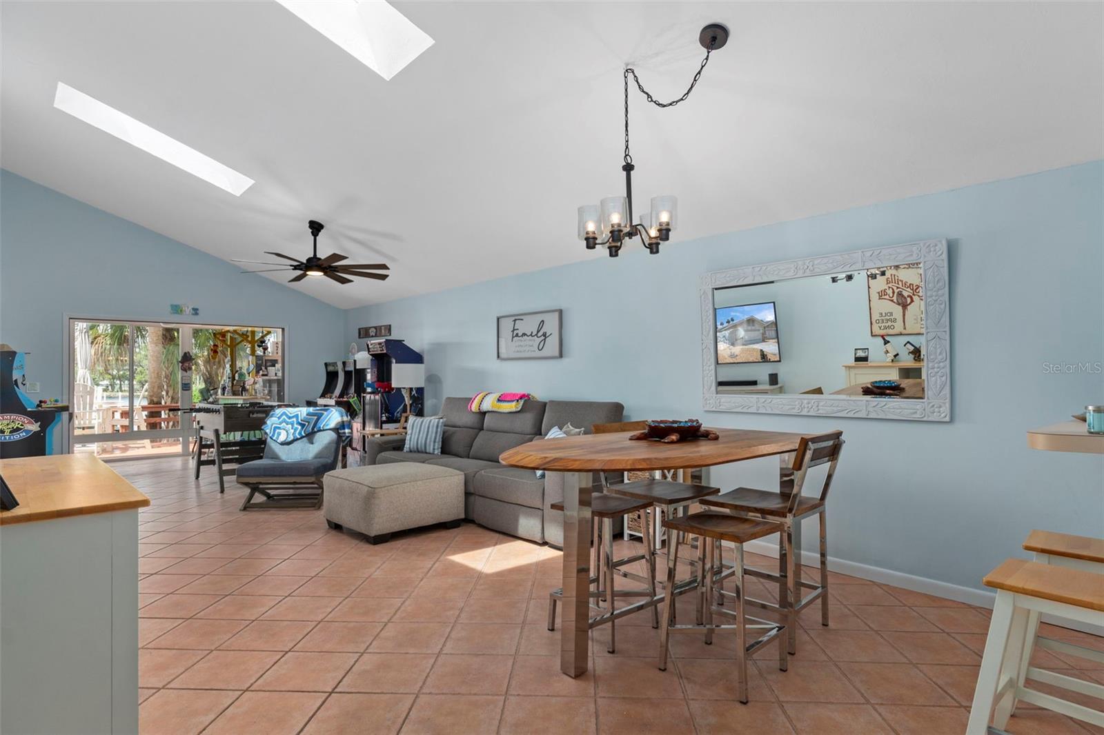 5250 S RIVERVIEW CIR, HOMOSASSA, FL — photo 17