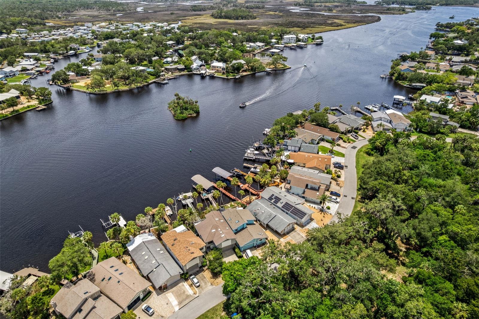 5250 S RIVERVIEW CIR, HOMOSASSA, FL — photo 47