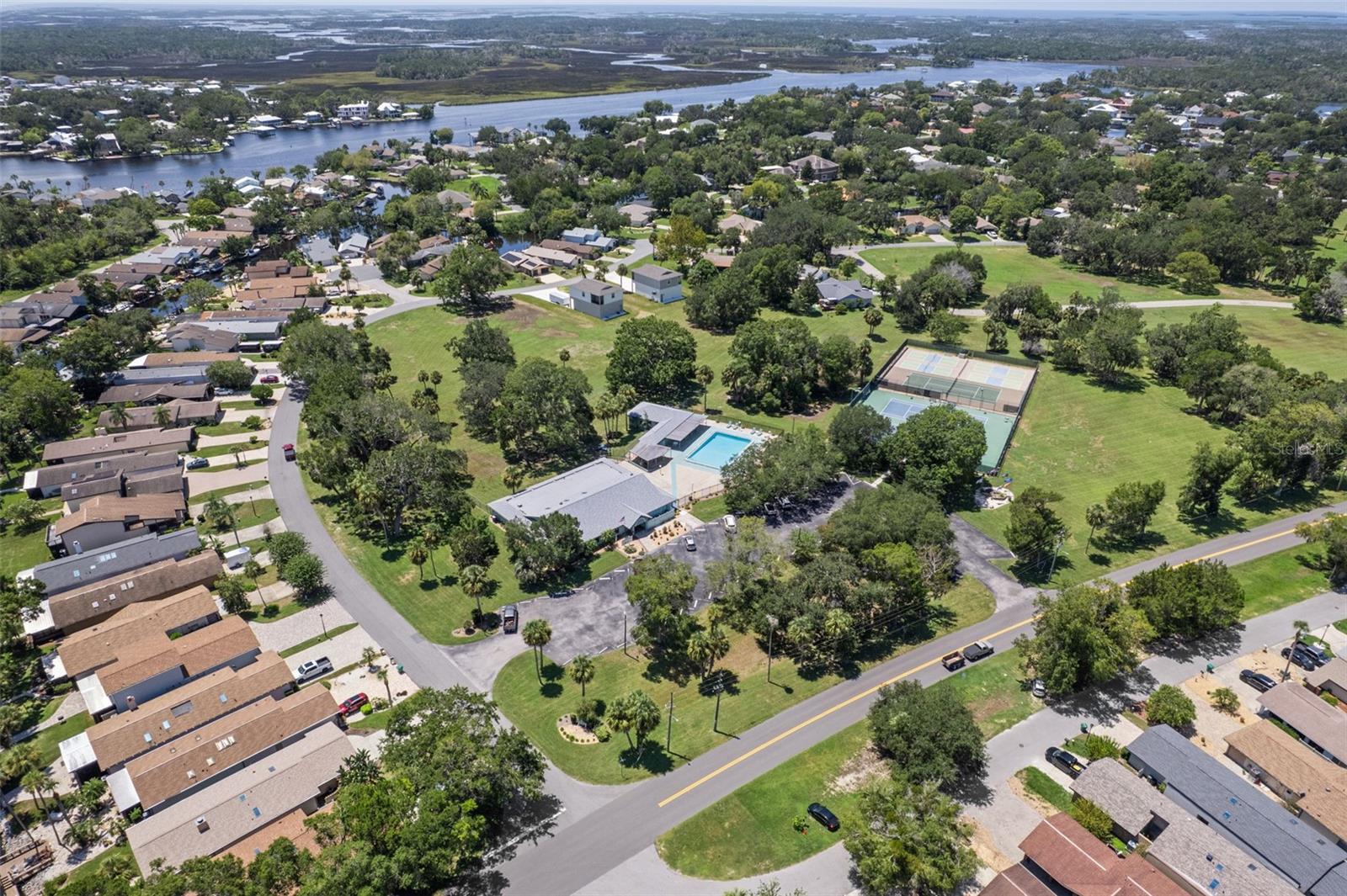 5250 S RIVERVIEW CIR, HOMOSASSA, FL — photo 68