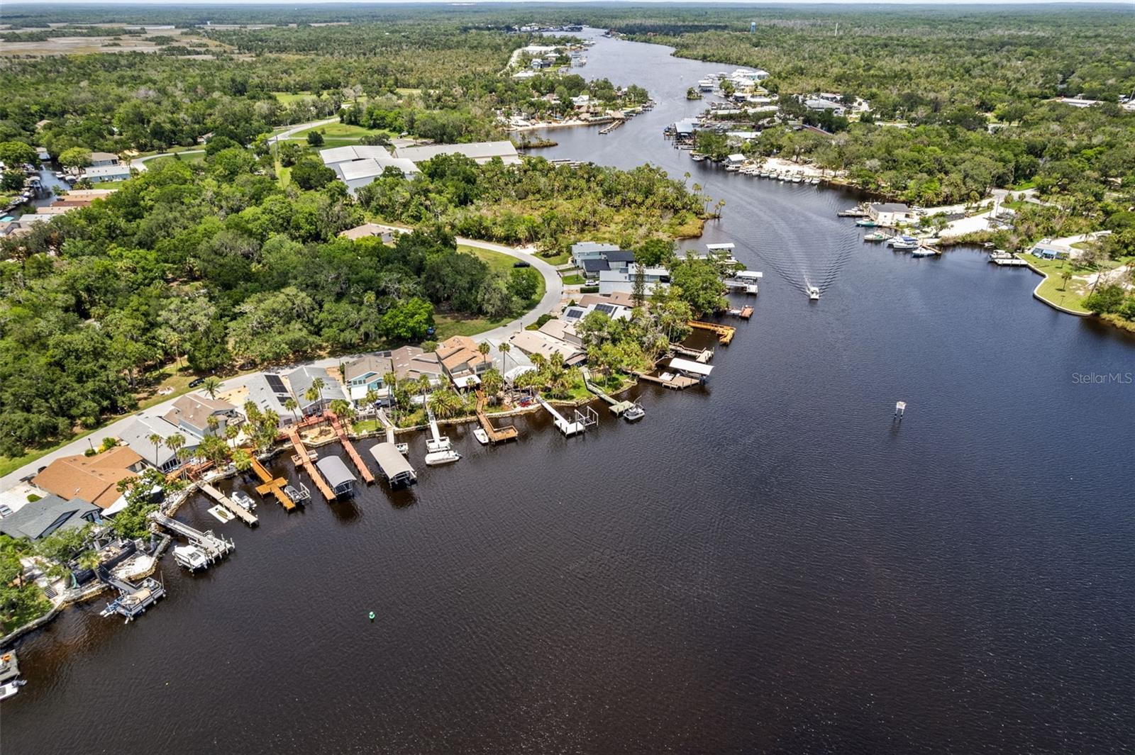 5250 S RIVERVIEW CIR, HOMOSASSA, FL — photo 57