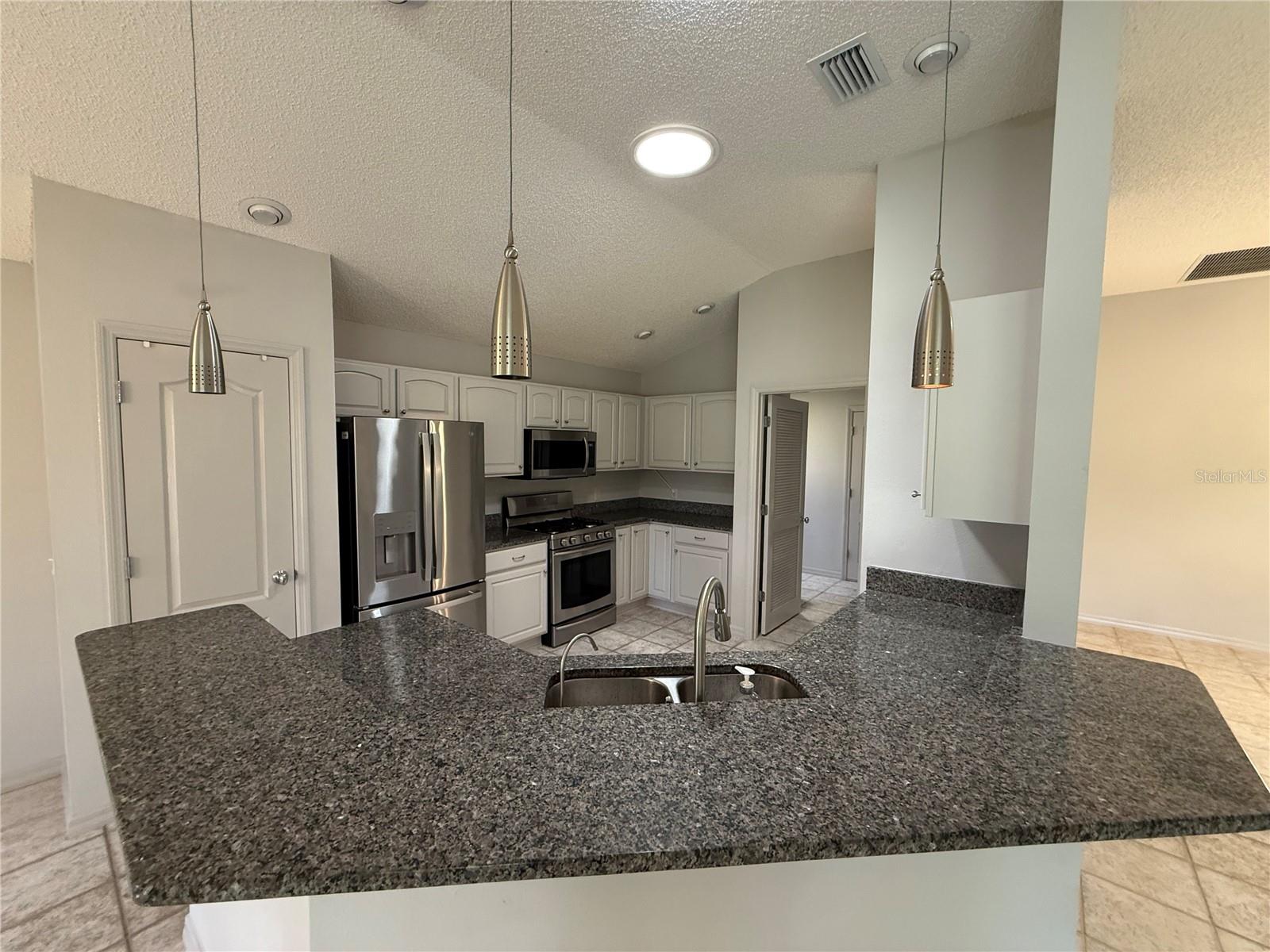 16840 SE 85TH SAPELO CT, THE VILLAGES, FL — photo 38