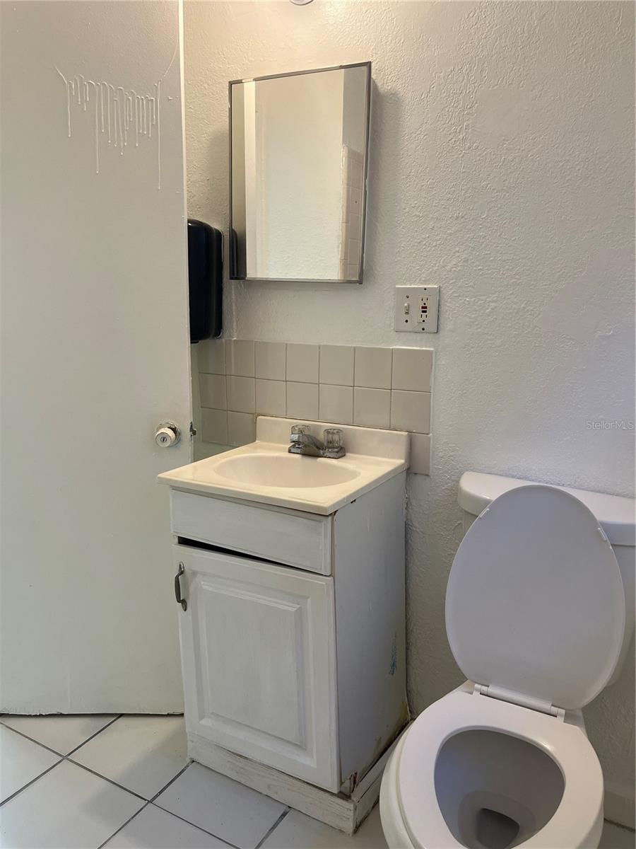 805 FERGUSON DR, ORLANDO, FL — photo 26