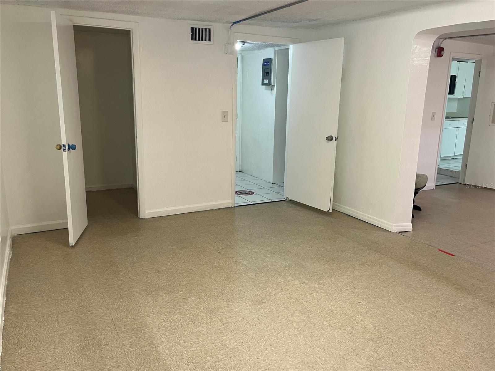805 FERGUSON DR, ORLANDO, FL — photo 45