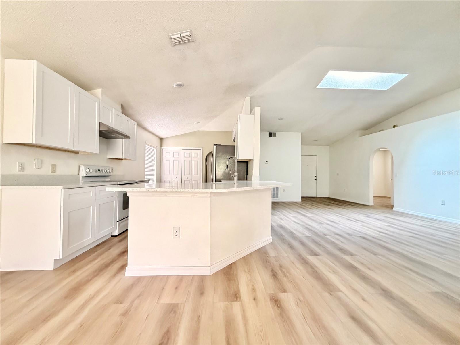 426 WOODBURY PINES CIR, ORLANDO, FL — photo 8