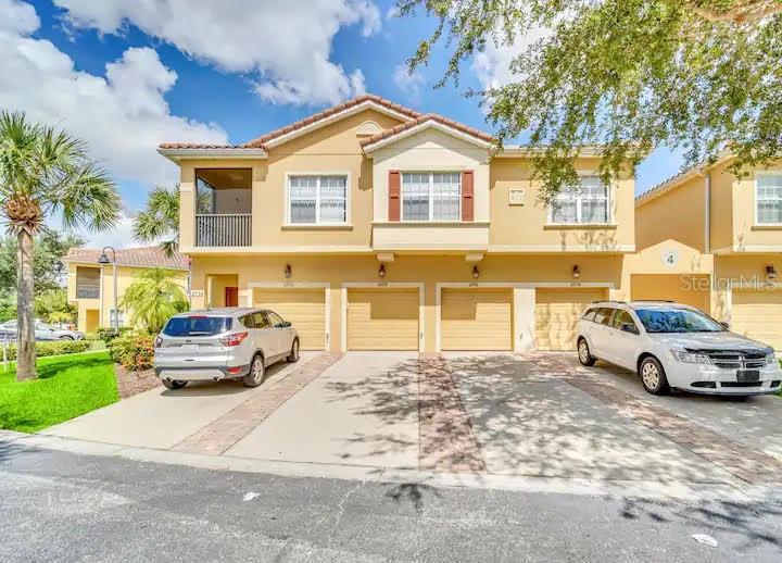 2736 OAKWATER DR, KISSIMMEE, FL — photo 3