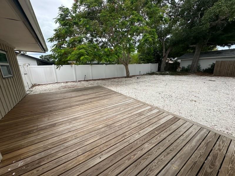 2559 E PAULSTAN CT, SARASOTA, FL — photo 3