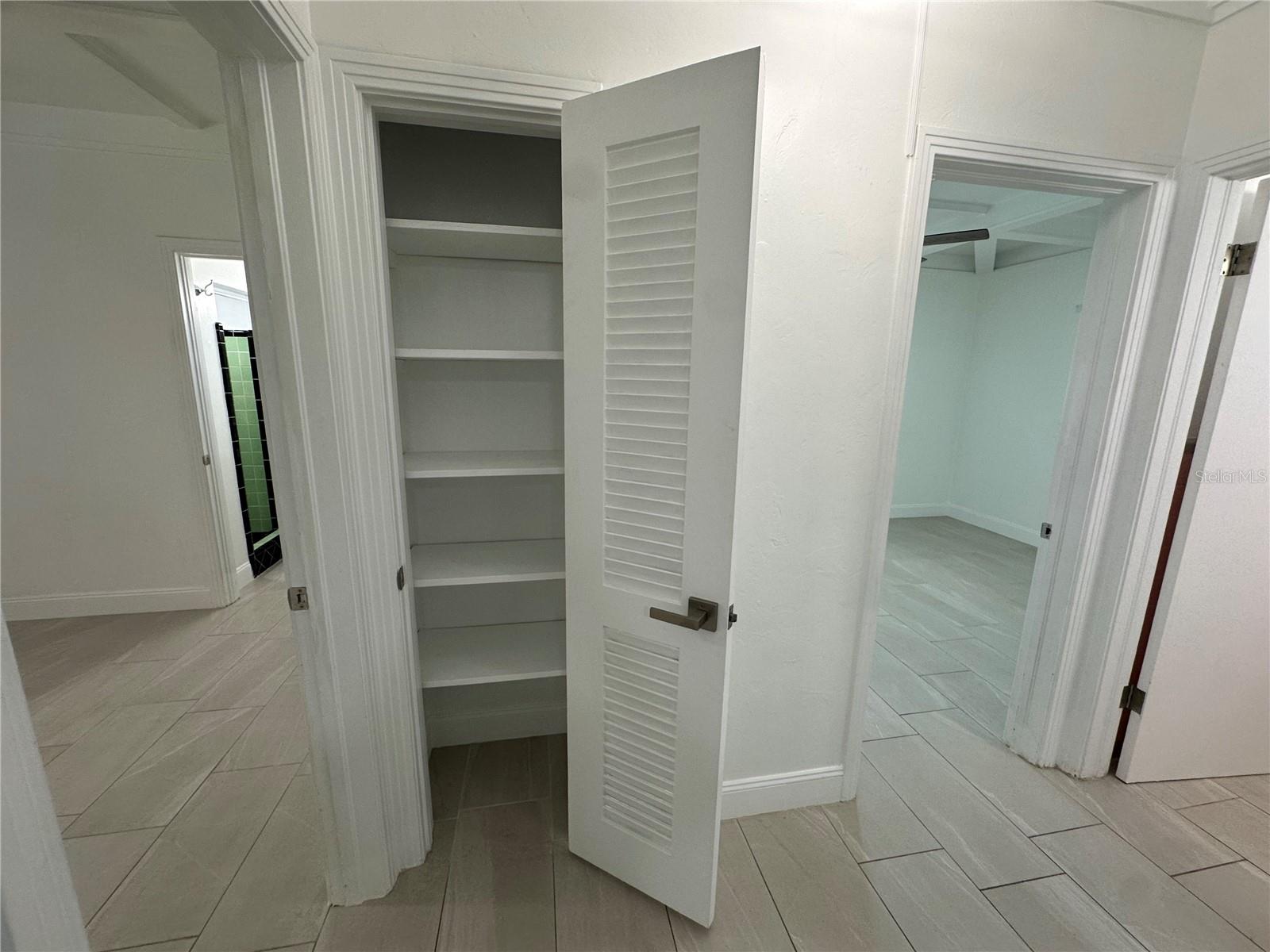 2559 E PAULSTAN CT, SARASOTA, FL — photo 23