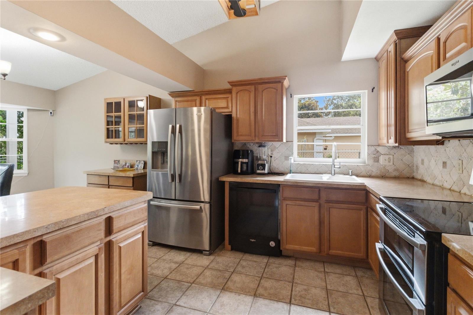 1564 CYPRESS WOODS CIR, ST CLOUD, FL — photo 17