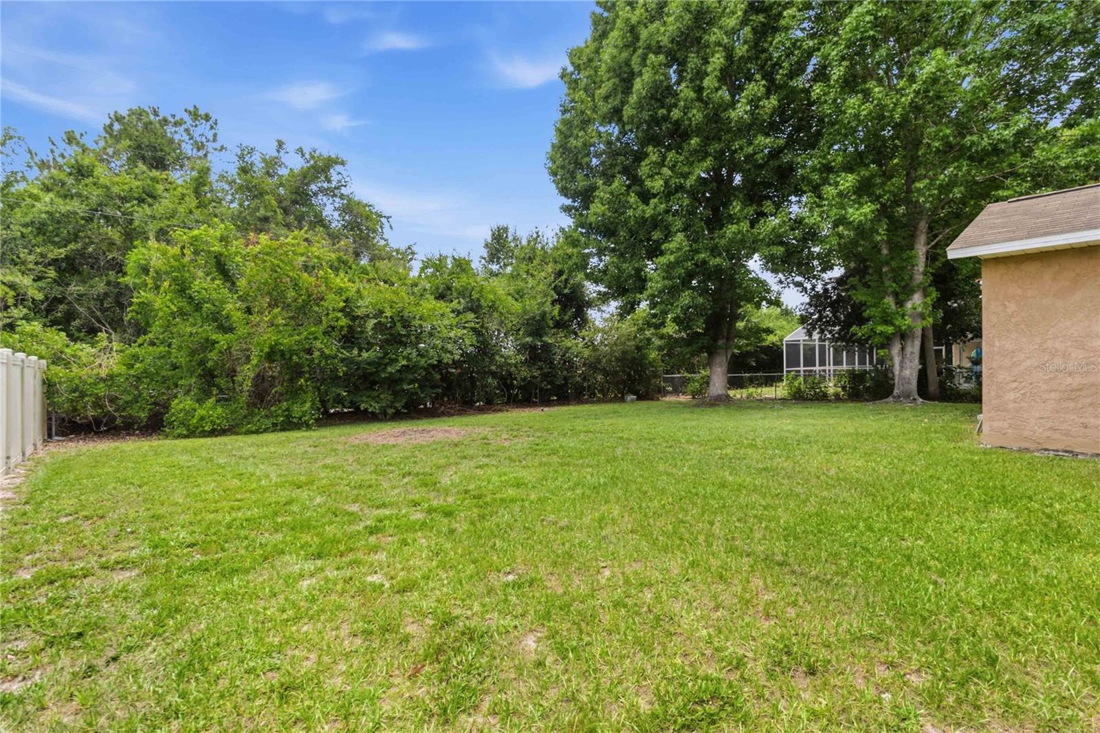 1564 CYPRESS WOODS CIR, ST CLOUD, FL — photo 38