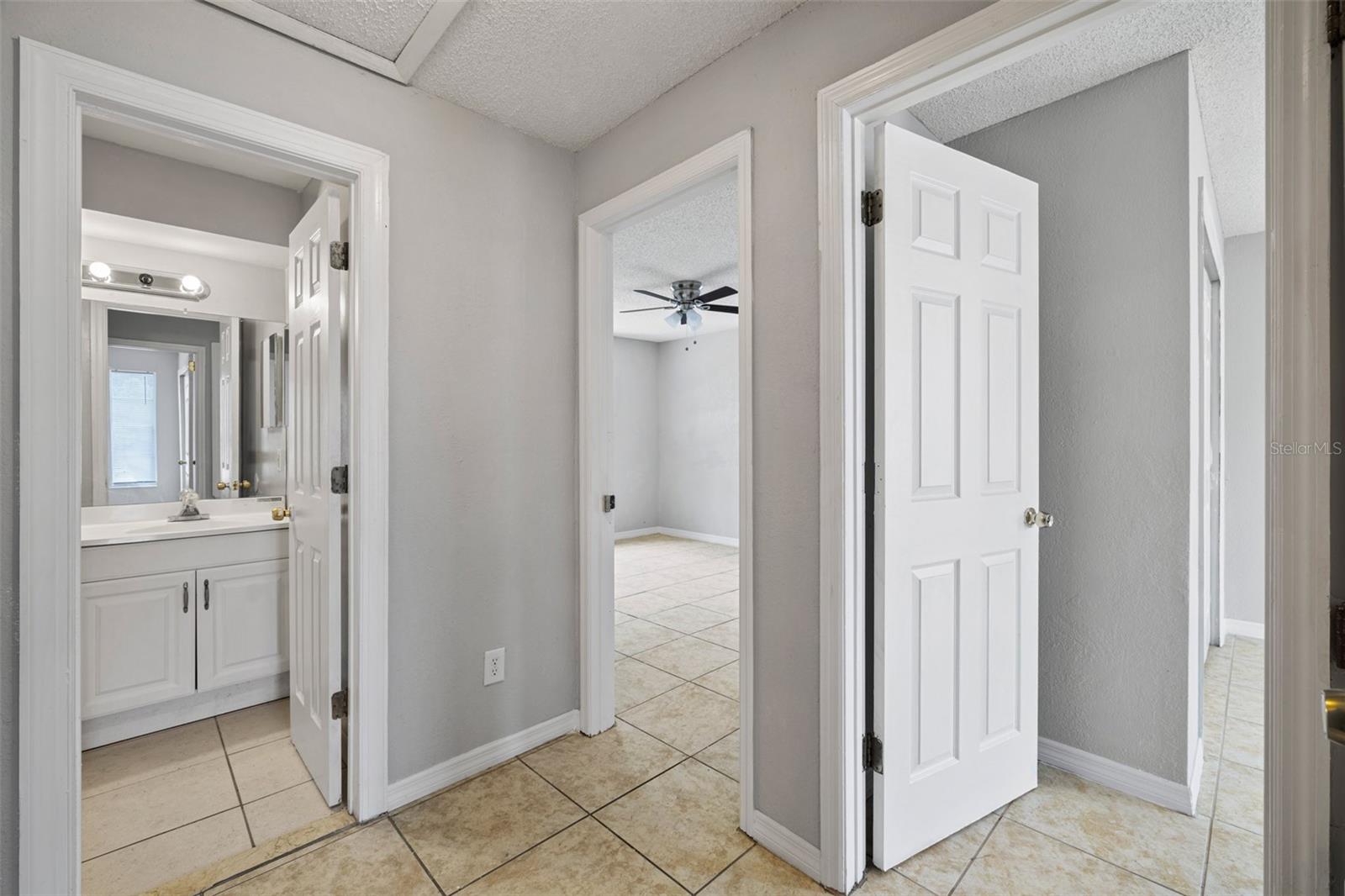 4035 WENDY DR, ORLANDO, FL — photo 11