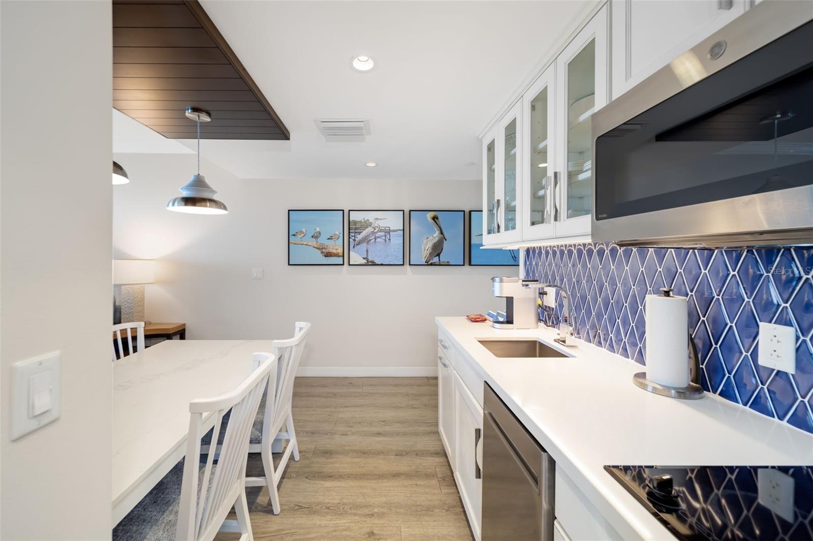 210 SANDS POINT RD #2402, LONGBOAT KEY, FL — photo 20