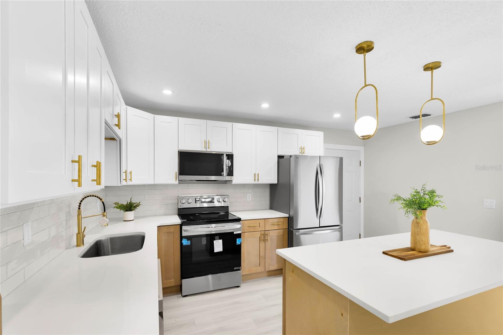 9140 SE 155TH PL, SUMMERFIELD, FL — photo 8