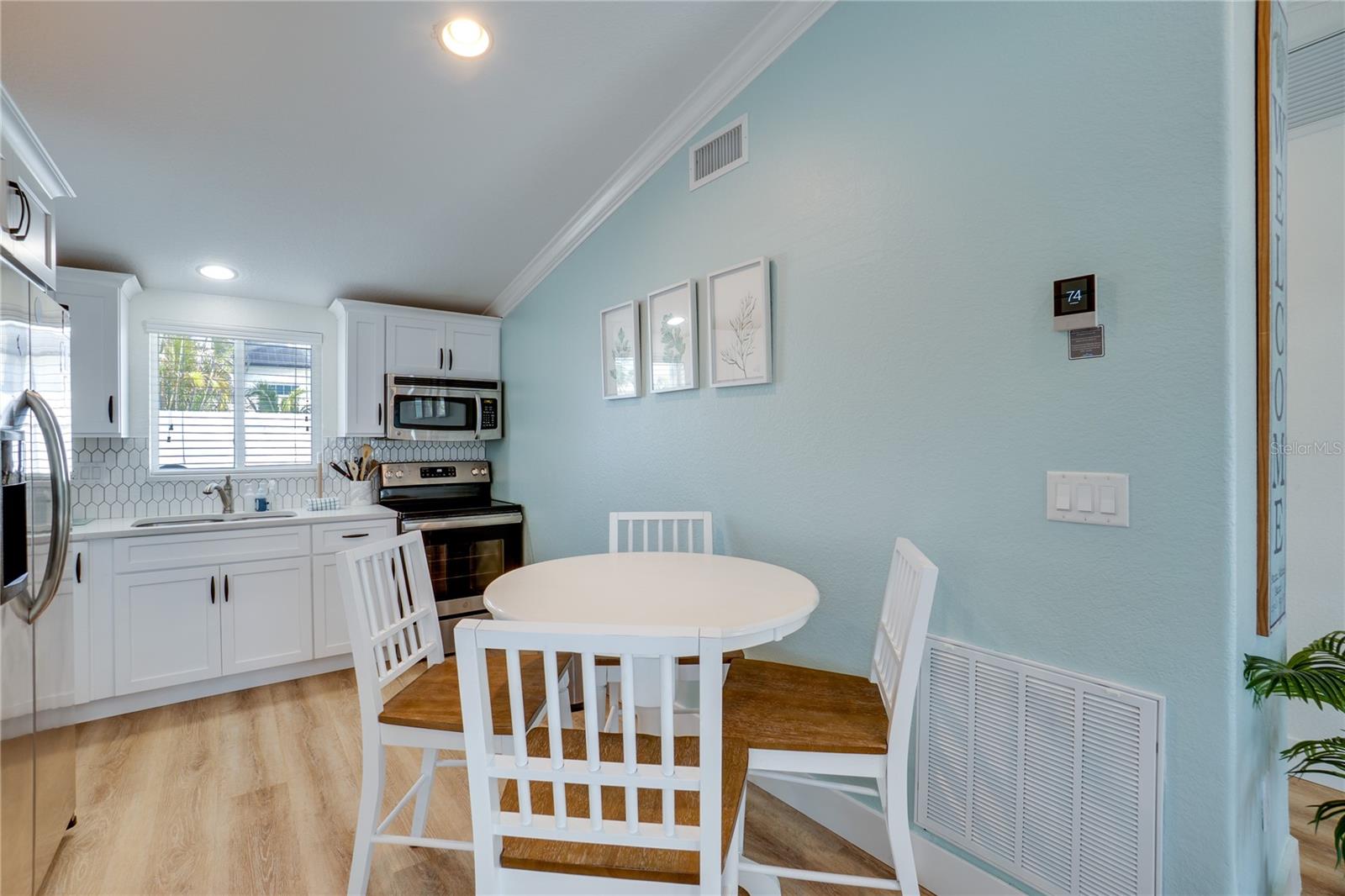 3009 AVENUE E #A, BRADENTON BEACH, FL — photo 7