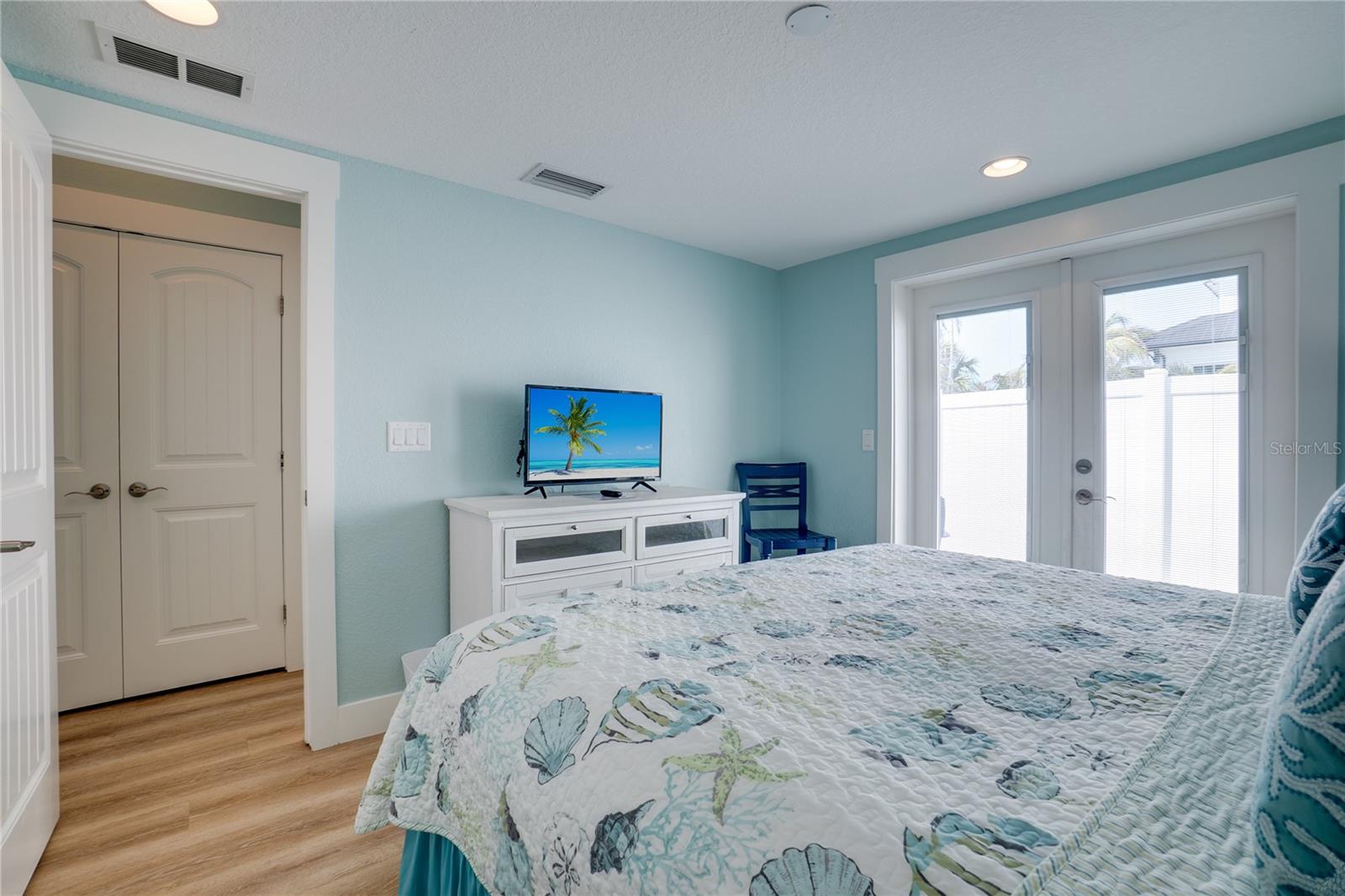 3009 AVENUE E #A, BRADENTON BEACH, FL — photo 11