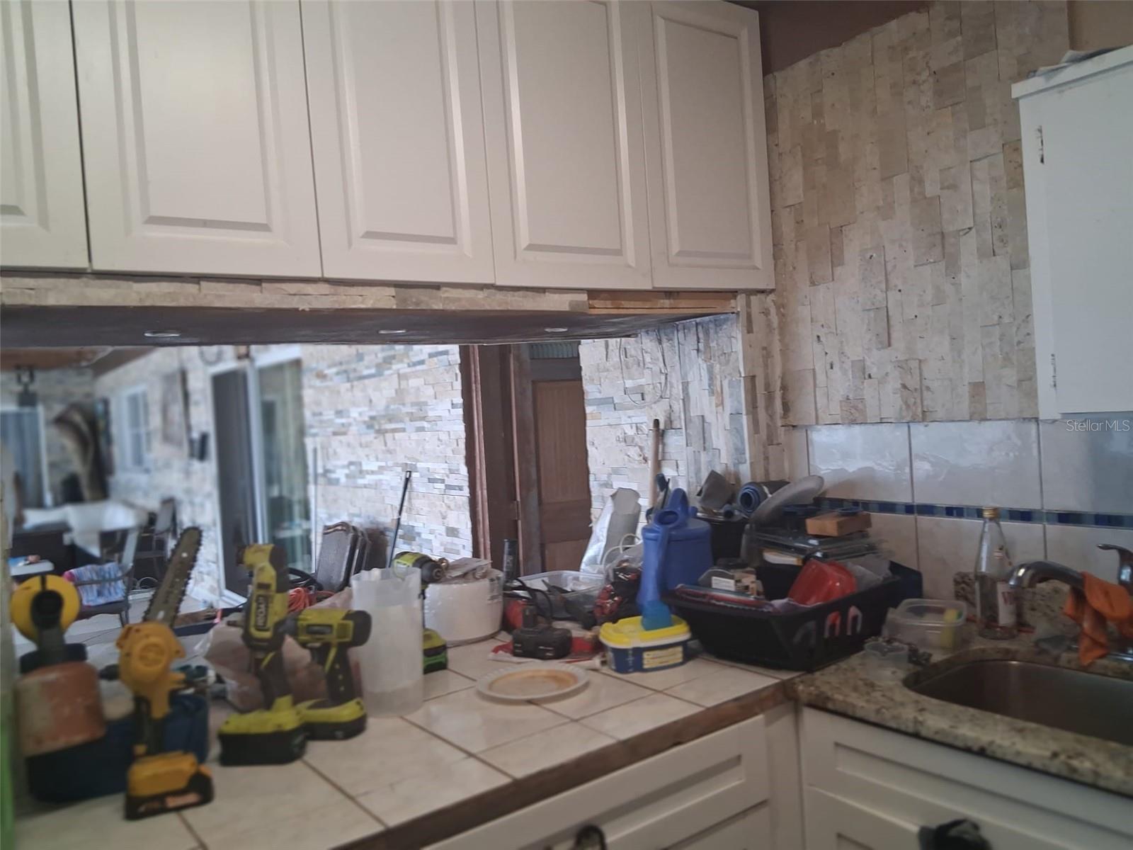 702 COULTER PL, BRANDON, FL — photo 9