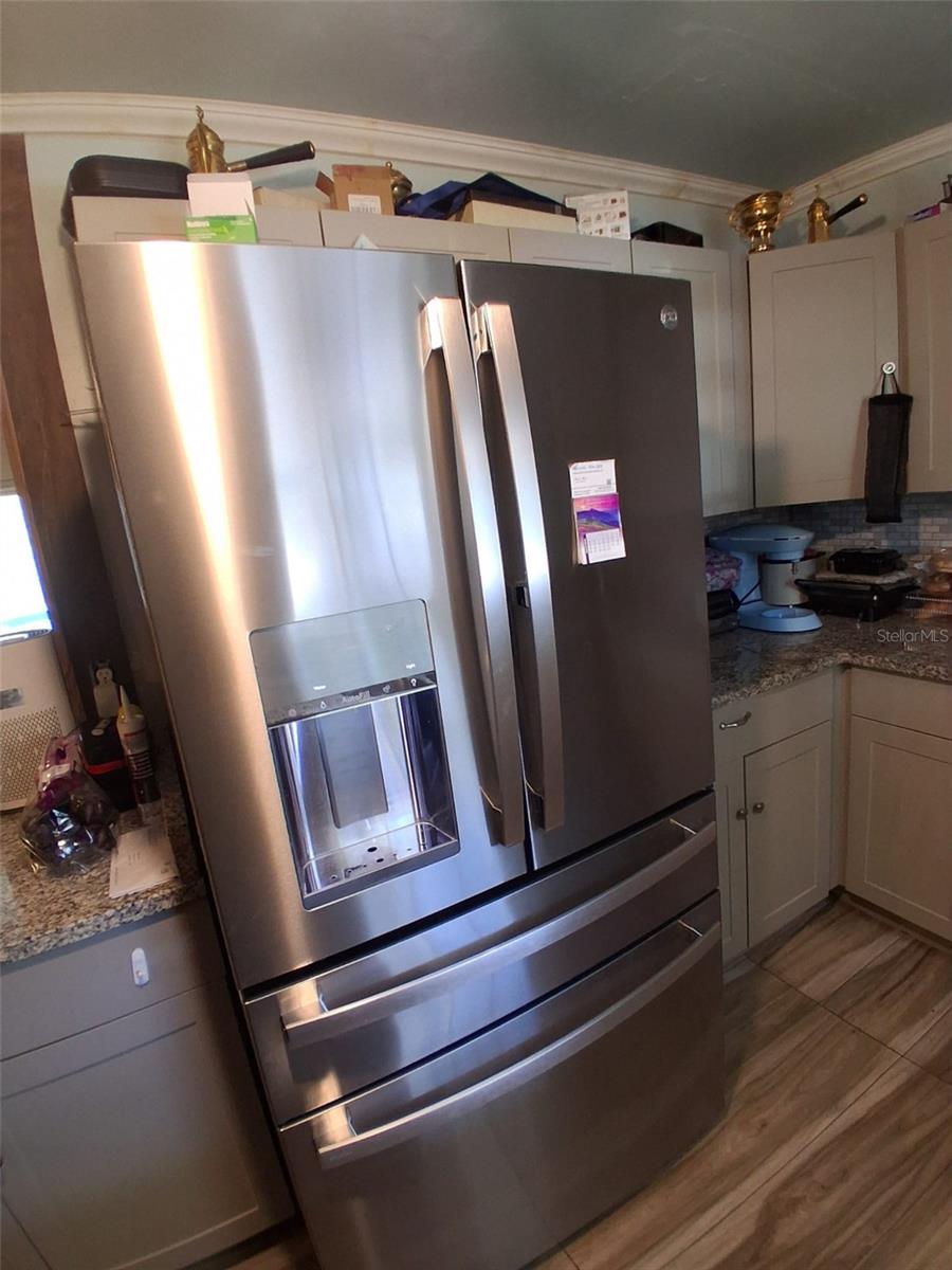 702 COULTER PL, BRANDON, FL — photo 12