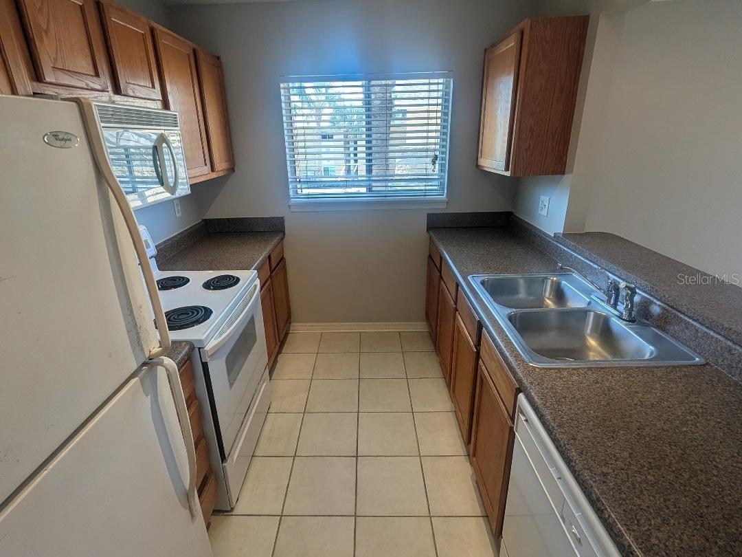 1841 PARAKEET WAY #1101, SARASOTA, FL — photo 7