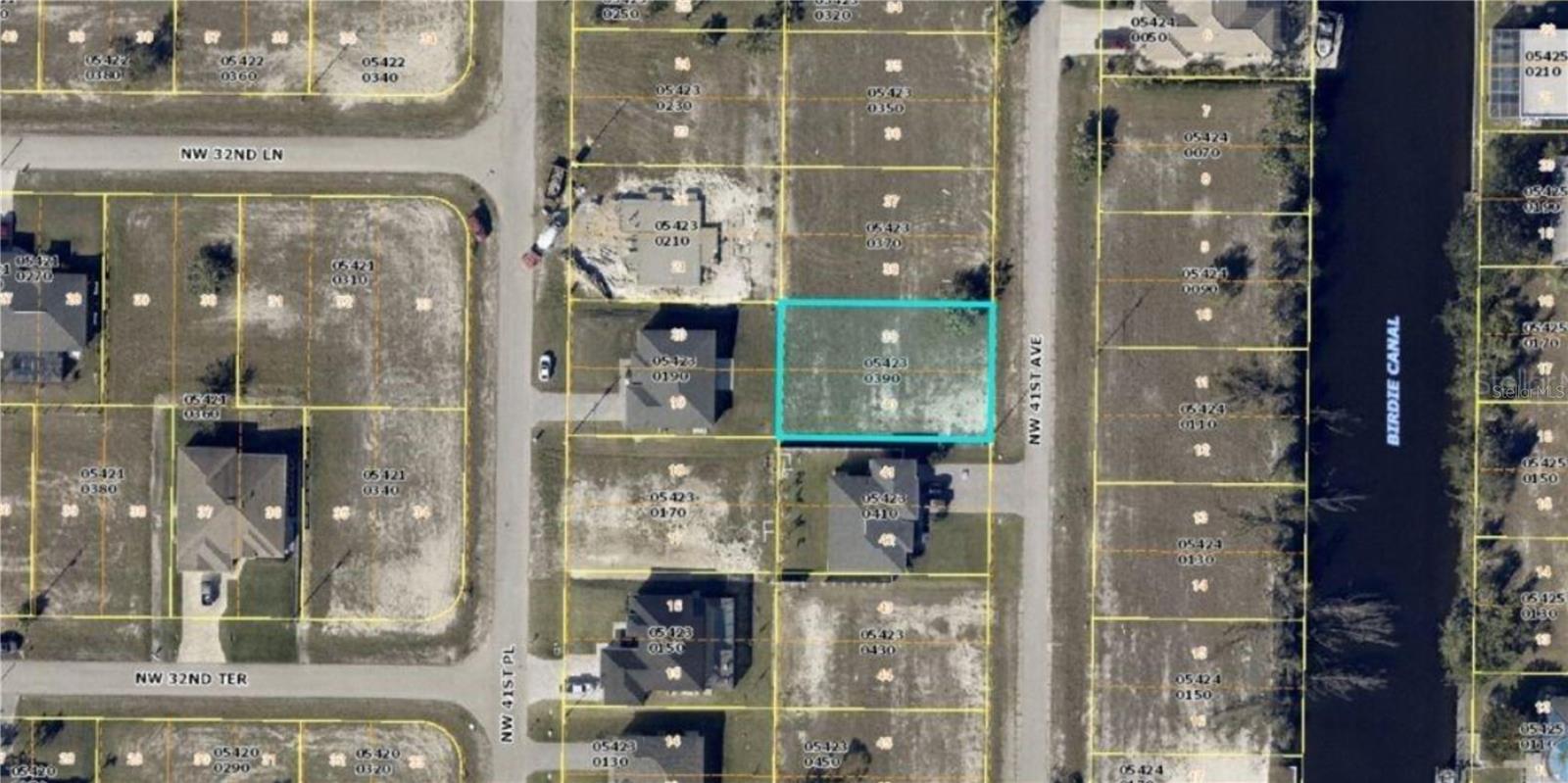 3238 NW 41ST AVE, CAPE CORAL, FL
