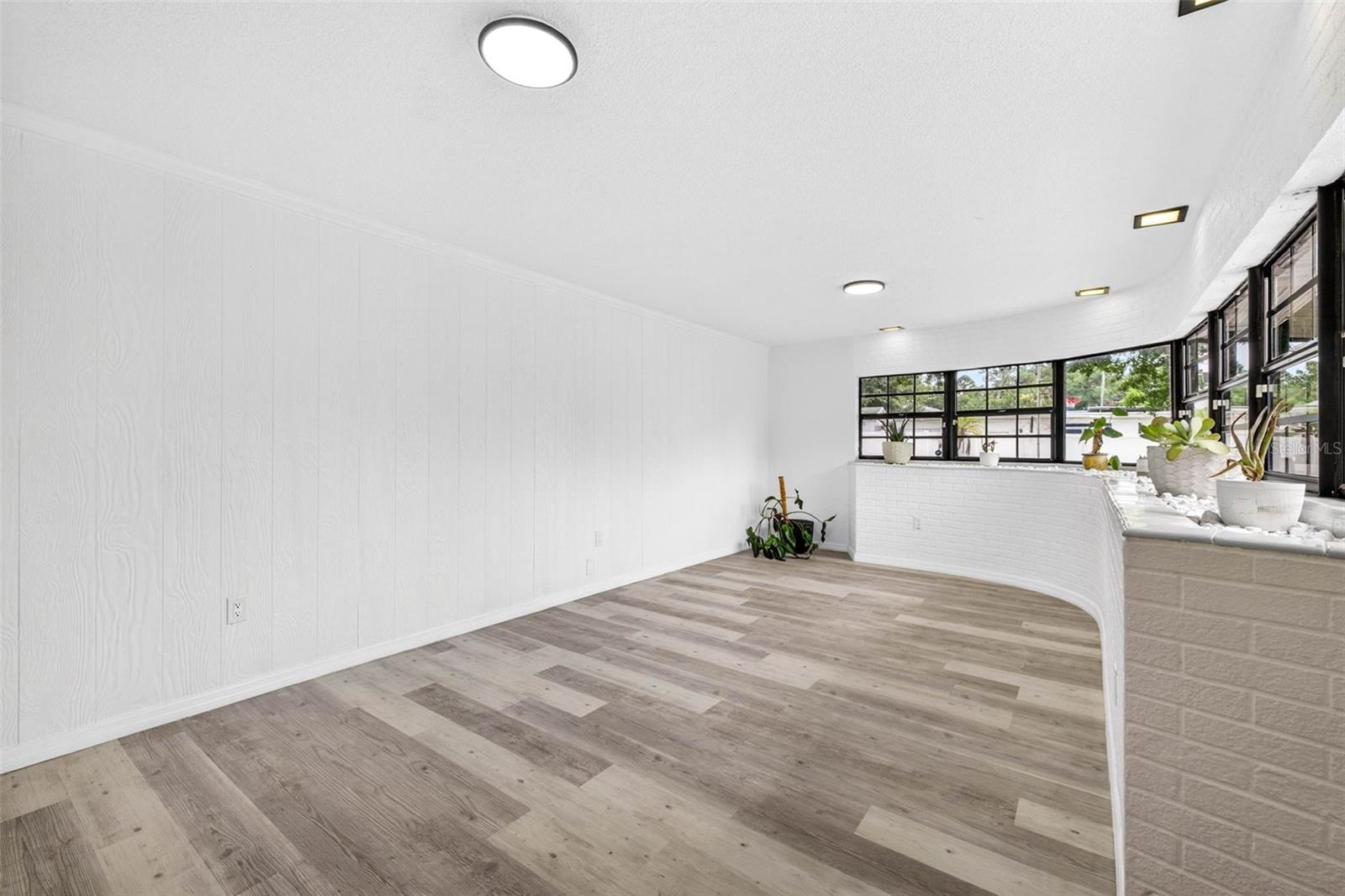 1601 E PARIS ST, TAMPA, FL — photo 18