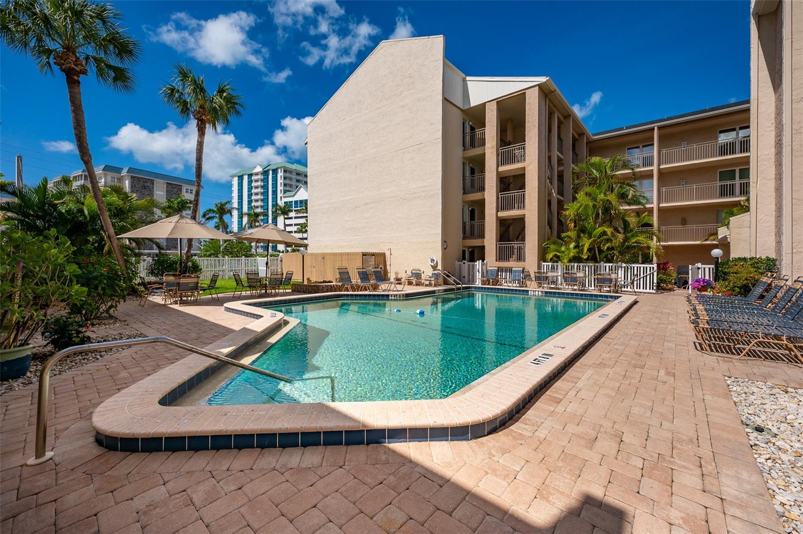 845 BENJAMIN FRANKLIN DR #302, SARASOTA, FL — photo 24