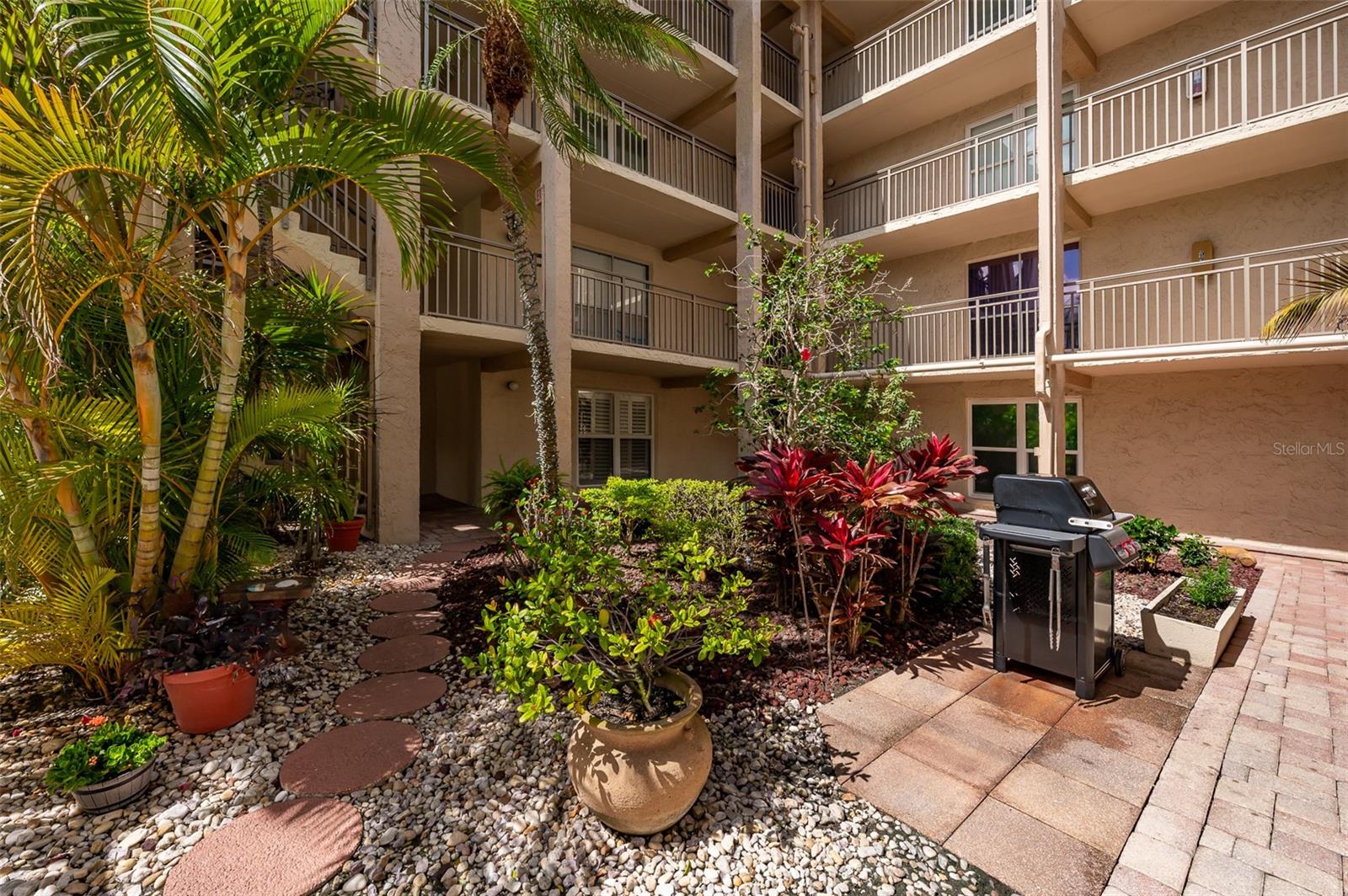 845 BENJAMIN FRANKLIN DR #302, SARASOTA, FL — photo 26
