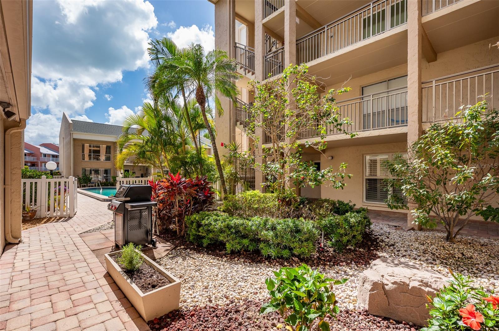 845 BENJAMIN FRANKLIN DR #302, SARASOTA, FL — photo 27