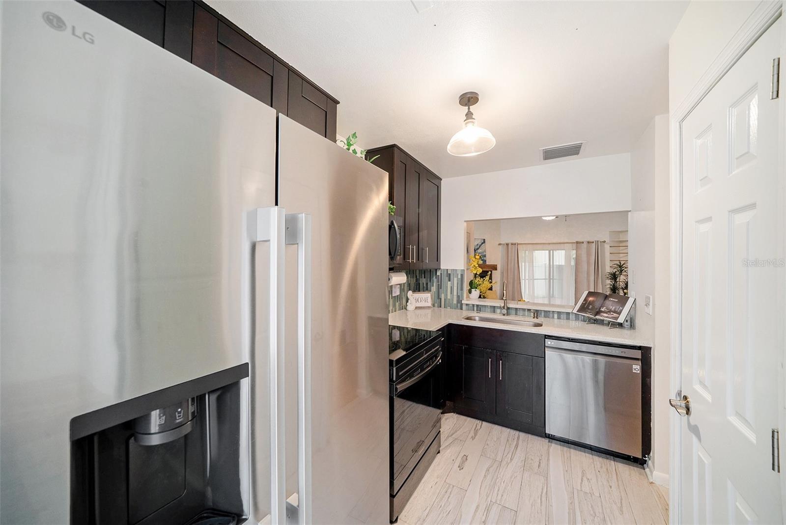 1923 BAYSHORE CT, SAFETY HARBOR, FL — photo 12