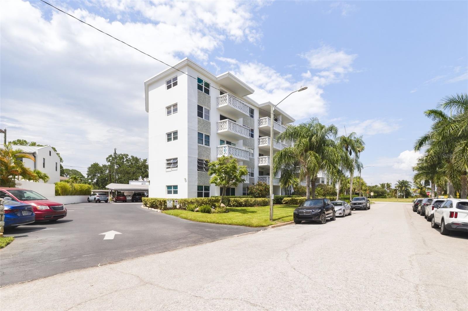 1100 N SHORE DR NE #304, ST PETERSBURG, FL — photo 40