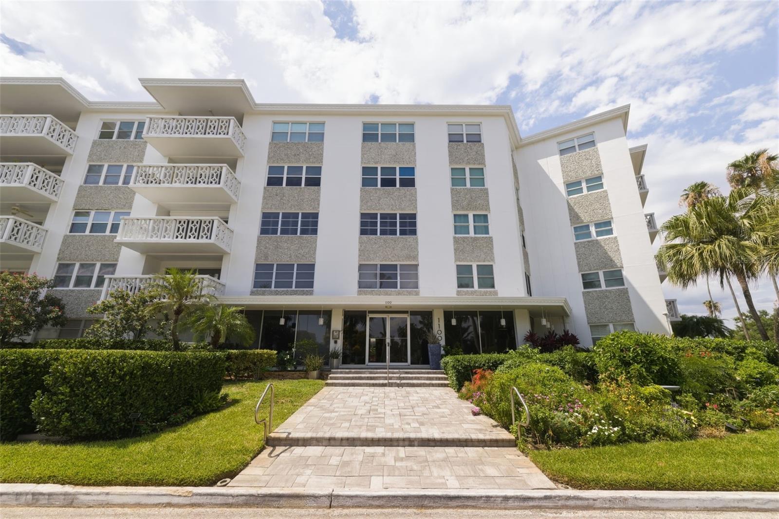 1100 N SHORE DR NE #304, ST PETERSBURG, FL — photo 41