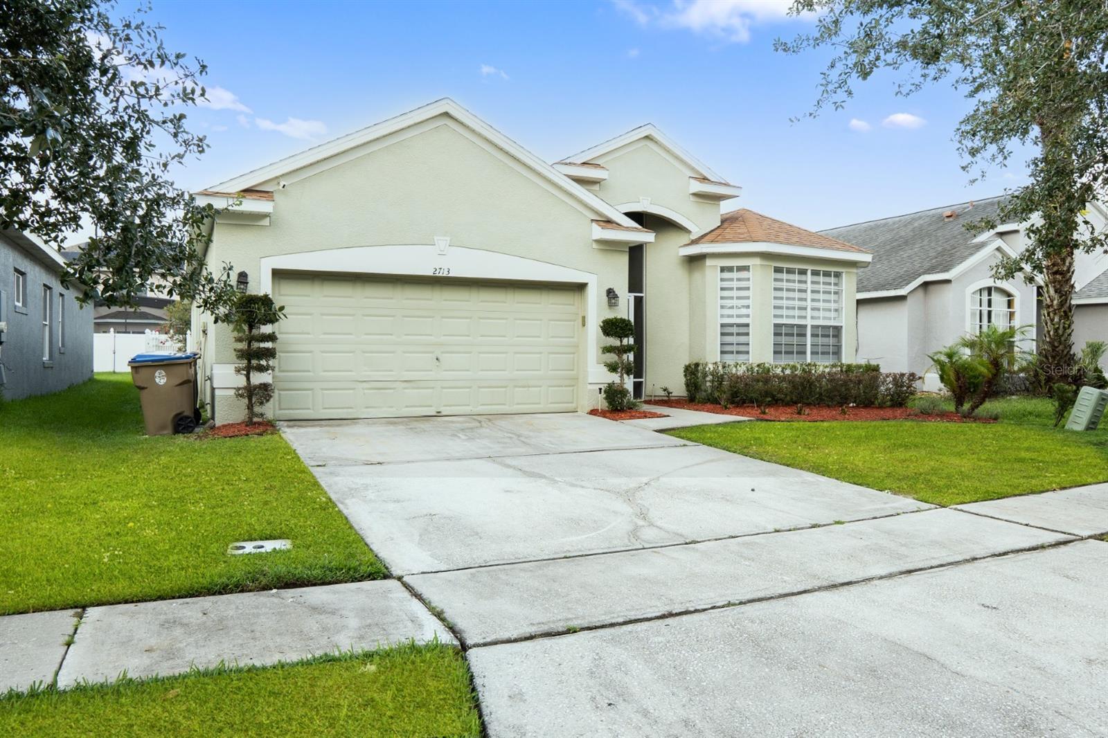 2713 BARNSLEY LN, KISSIMMEE, FL — photo 2