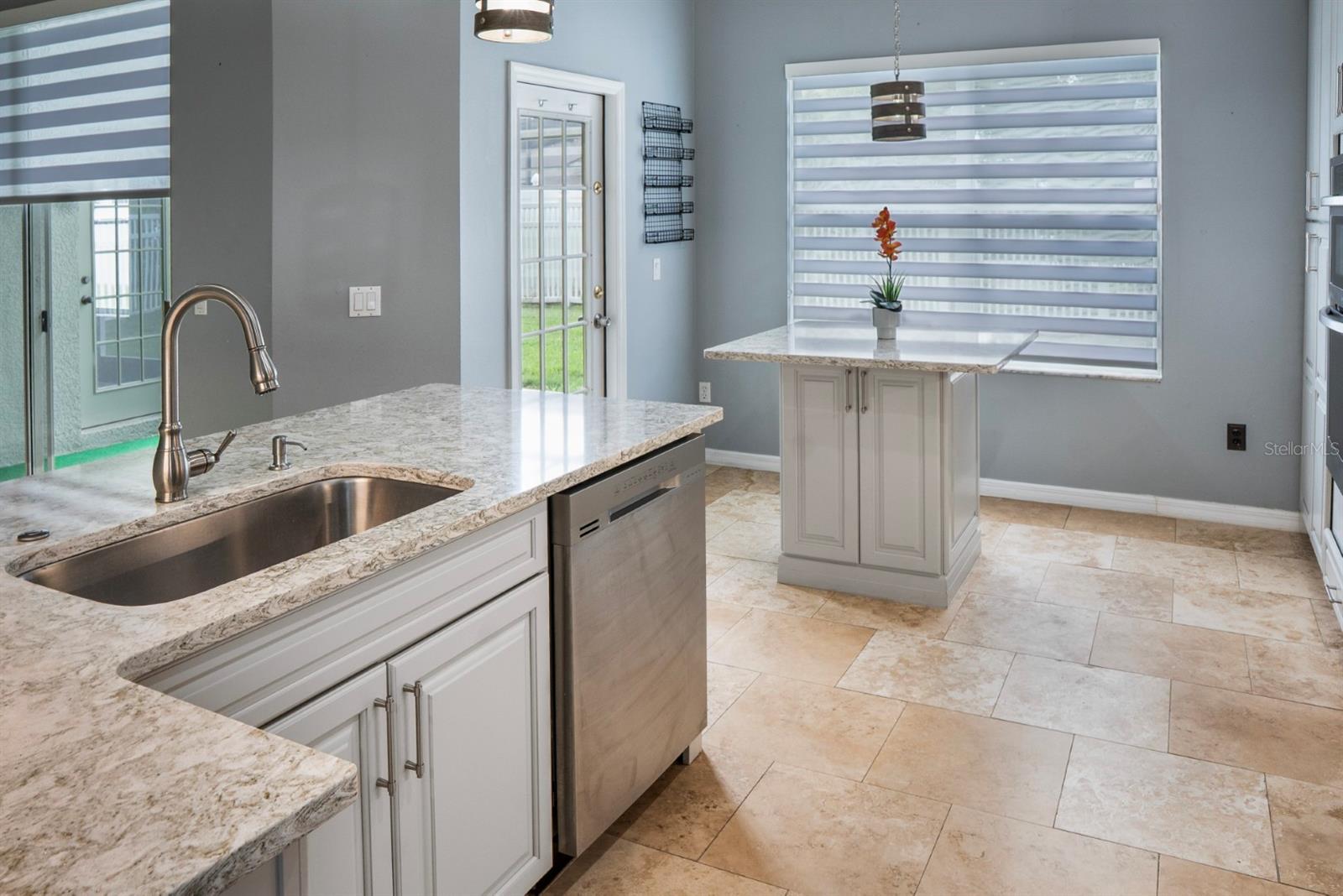 2713 BARNSLEY LN, KISSIMMEE, FL — photo 24