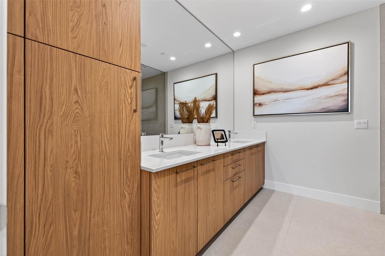 275 1ST AVE S #2706, ST PETERSBURG, FL — photo 27