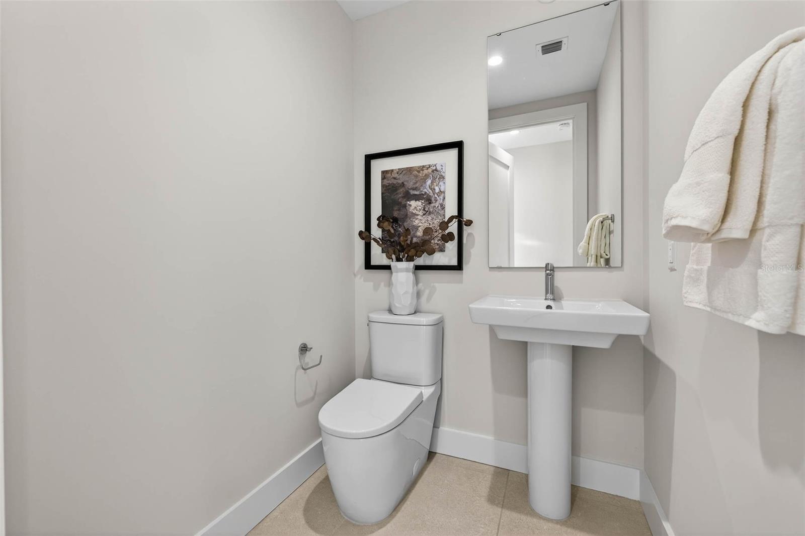 275 1ST AVE S #2706, ST PETERSBURG, FL — photo 33