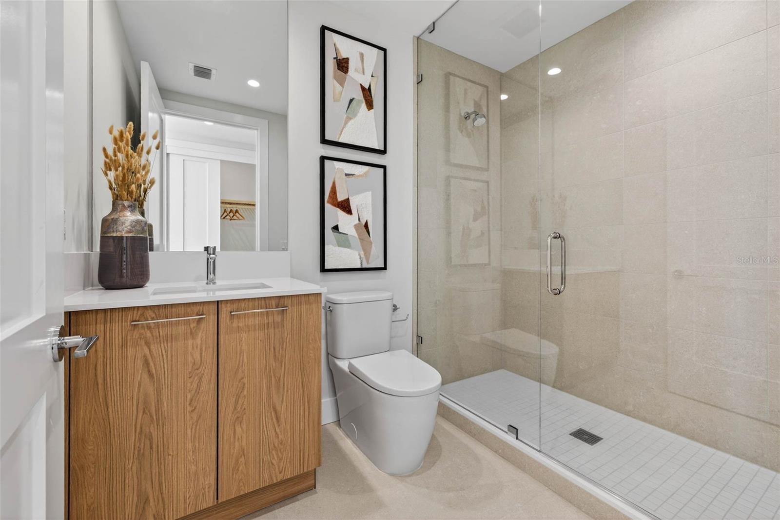 275 1ST AVE S #2706, ST PETERSBURG, FL — photo 37
