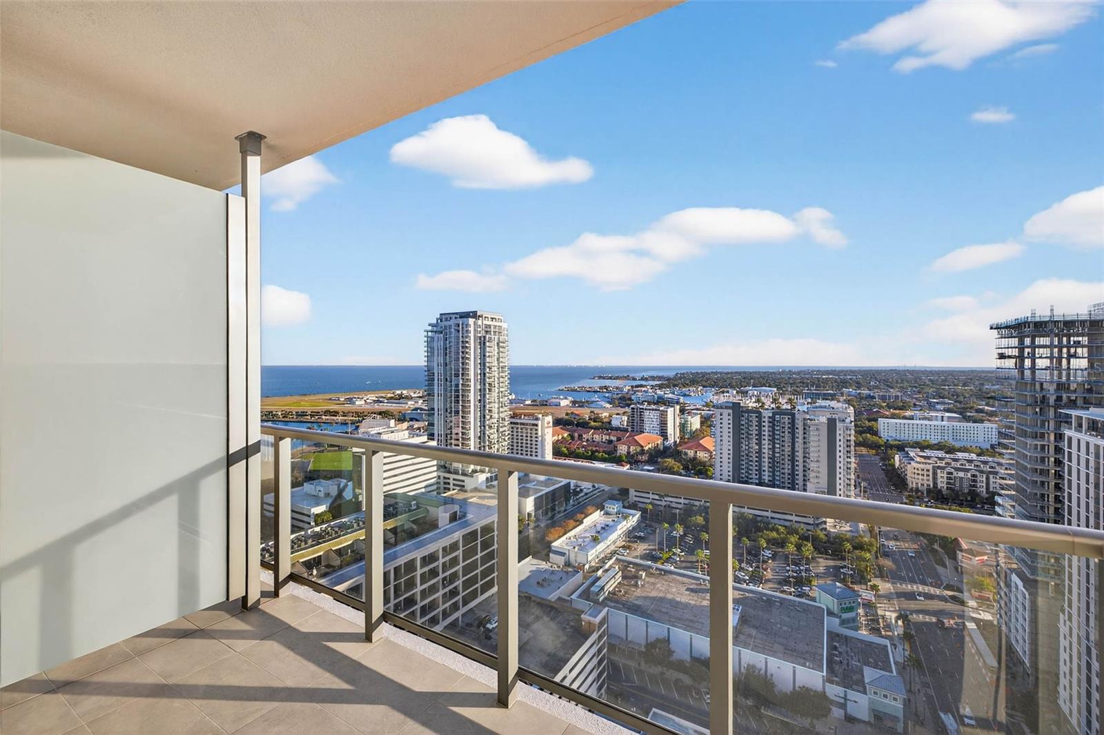 275 1ST AVE S #2706, ST PETERSBURG, FL — photo 47