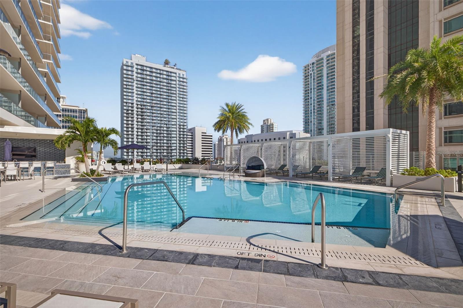 275 1ST AVE S #2706, ST PETERSBURG, FL — photo 77