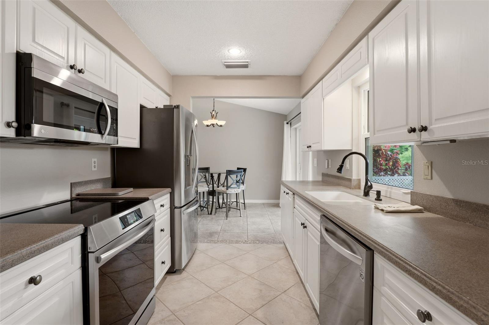 18025 LE GRAND AVE, PORT CHARLOTTE, FL — photo 12