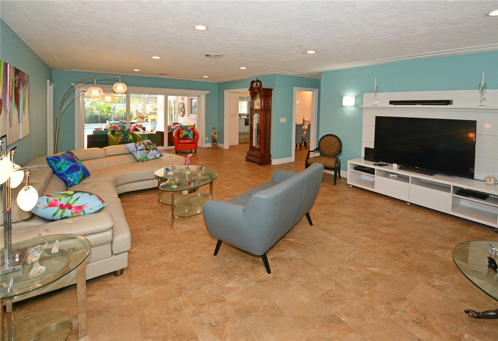 7020 MANGO AVE S, ST PETERSBURG, FL — photo 6