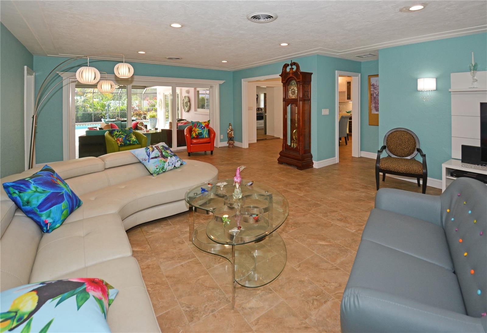7020 MANGO AVE S, ST PETERSBURG, FL — photo 11