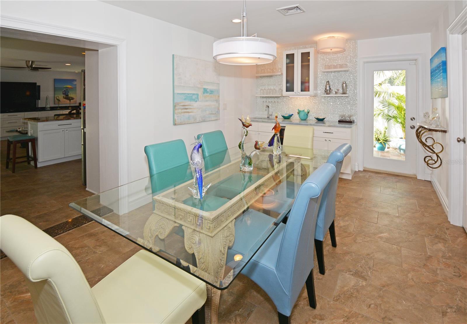 7020 MANGO AVE S, ST PETERSBURG, FL — photo 12